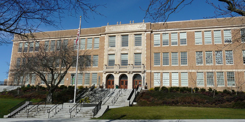 front exterior of Roosevelt High School