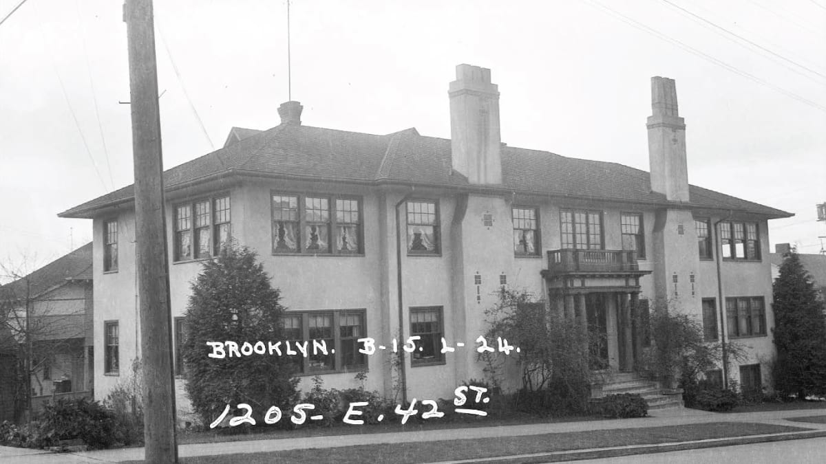 exterior of 1205 NE 42nd Street circa 1937